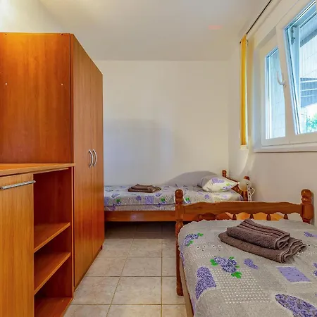 Apartamento Cozy In With Kitchen