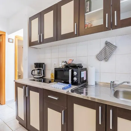 Cozy In With Kitchen 아파트 *